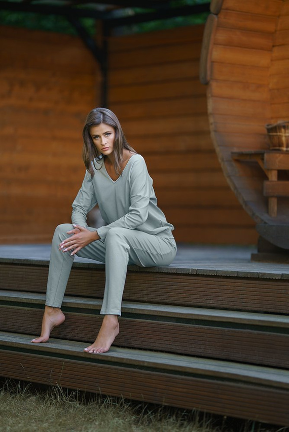 Karina Дамски комплект с дълъг ръкав и панталон Италианска мода - карамел 