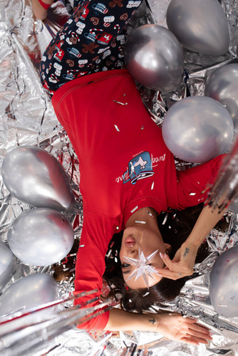 Makala Дамска пижама с дълъг ръкав и дълъг панталон Италианска мода - червено/принт 