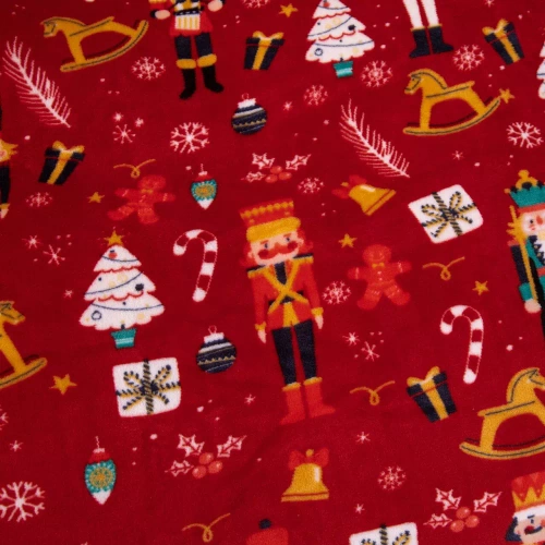 Комплект спално бельо с червено мече „Весела уютна Коледа“ от „Изпод иглата и конеца“ – плюшен микрофибър 210 г/м²