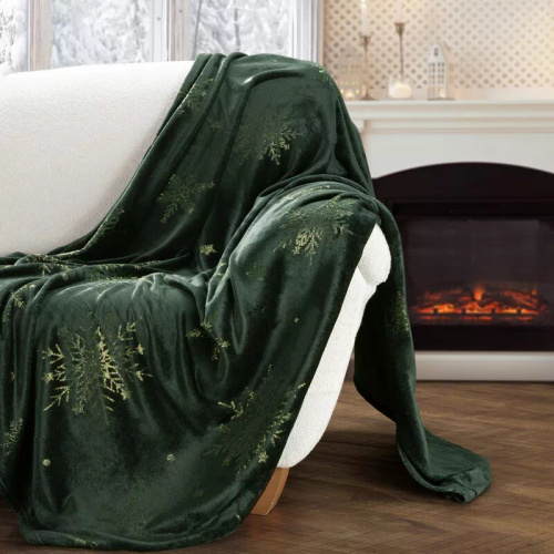 Коледно одеяло Eurofirany зелено – меко микрофибърно одеяло, 240 г/м²