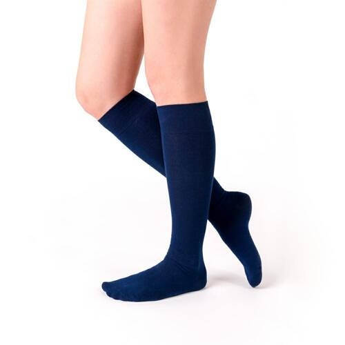 Арт.072 Дамски гладки чорапи до коляното Steven - 161 тъмносини