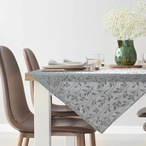 Листа за покривка Симона с щампа лъскава европерде, сребристо