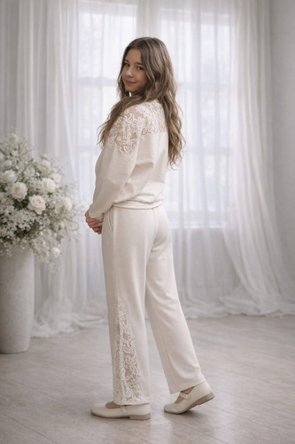 Комплект Eliza Bambarillo кремав с дантела за тийнейджърки