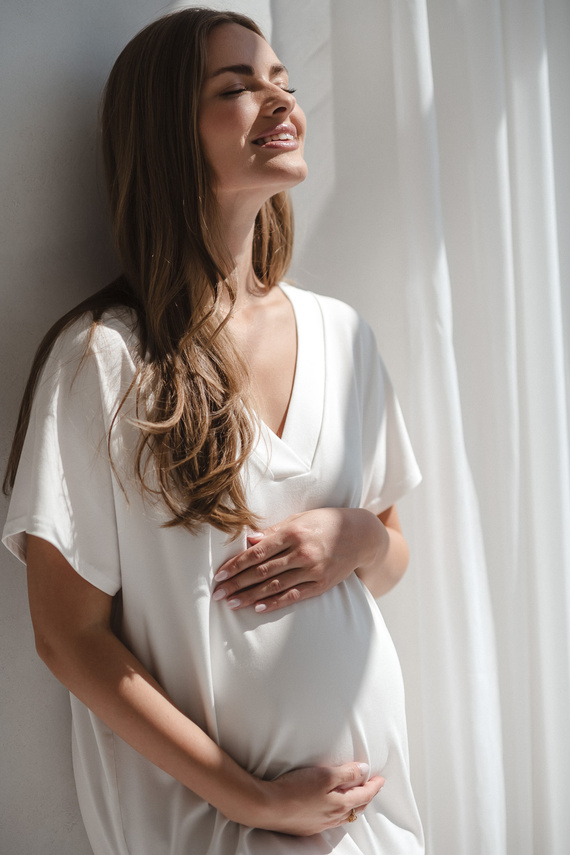 Нощница за бременни и кърмачки Moon Milk&Love – кремава вискоза, oversize | Полско качество