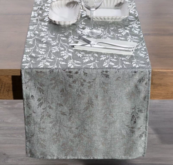 Листа за покривка Симона с щампа лъскава европерде, сребристо