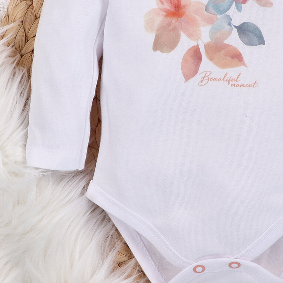 ABN-5416 Kolorowe kwiatki Body z bawełny organicznej Nini biały