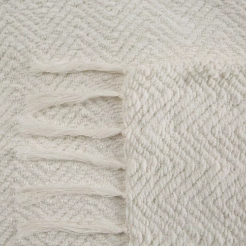 Milo Кувертюра с ресни Европердета бяла