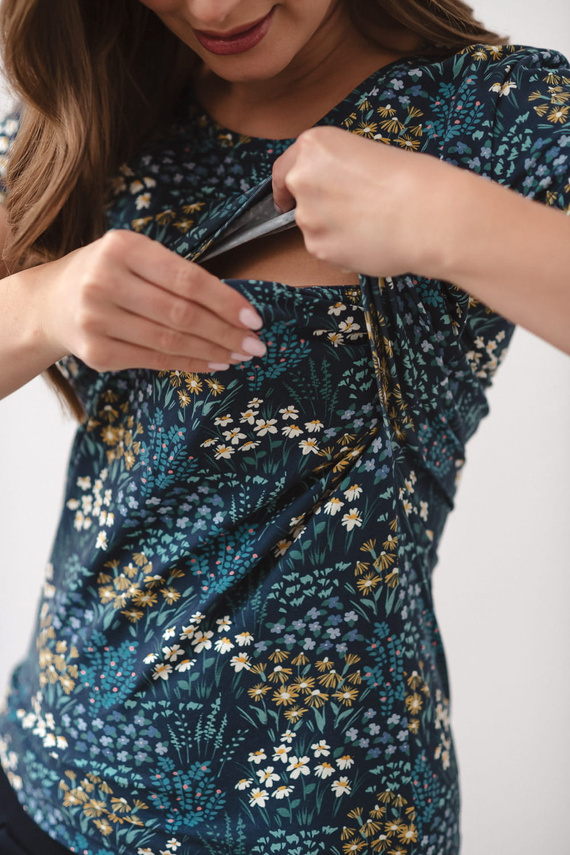 Milk Shirt Блуза за кърмачки и бременни с къс ръкав Milk&Love поляна на морско синьо