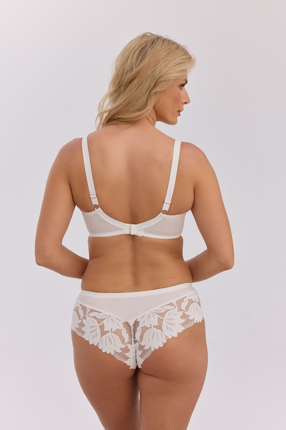 Дамски бразилиани GFB 1135 Nike Gaia ecru-mokka – дантела и лек комфорт