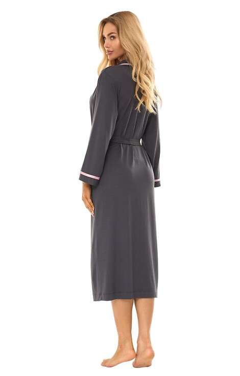 2506 Szlafrok damski długi z wiskozy L&L grafitowy  – lekki, oddychający