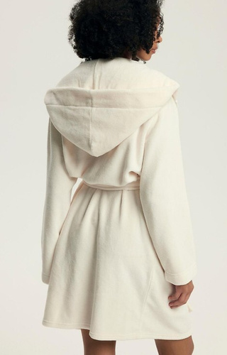 43599 Дамски халат с качулка Darlan Henderson Cream – мек, лек, над коляното