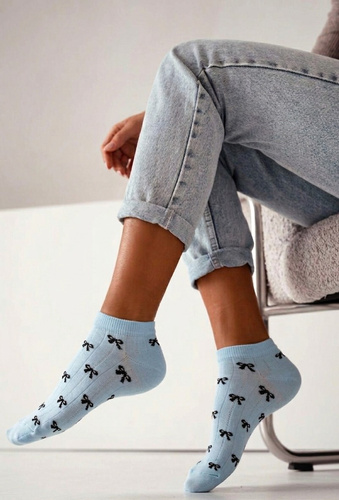 Шкарпетки с малки бантички Milena – Бавовна, Еластични, Удобни и Стилни blue