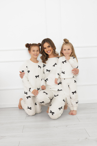 Пижама за момичета Figaro - екрю, памук, дълги ръкави и панталони Италианска мода 