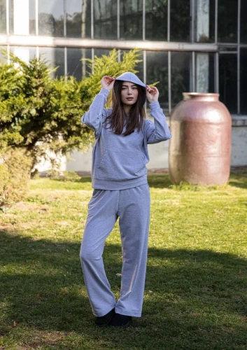 DK-K-B8 Дамски комплект анцуг Dkaren - сив