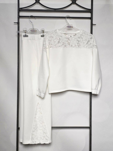 Комплект Eliza Bambarillo кремав с дантела за тийнейджърки
