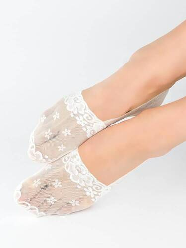 SN051 Дамски балеринки Noviti - бели