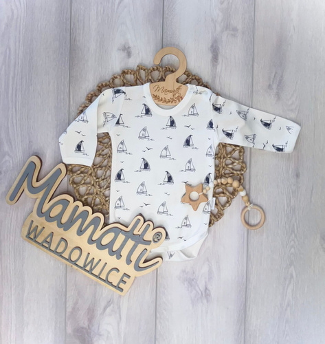 Бебешко боди Mamatti BD16026 86 кораби – памучно боди дълъг ръкав