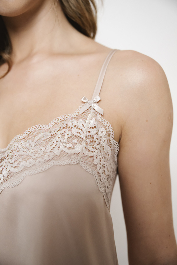 Touch Дамска пижама с къси панталони, слим фит Италианска мода - бежова