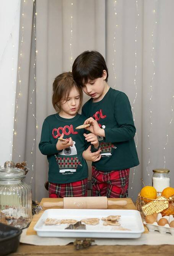 Детска пижама Tess Италианска мода - зелена/принт 