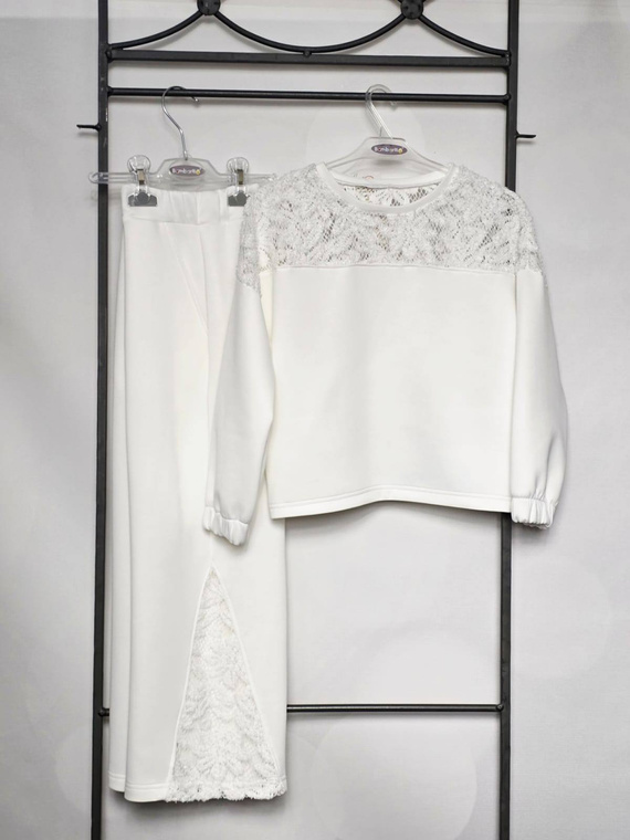 Комплект Eliza Bambarillo кремав с дантела за тийнейджърки