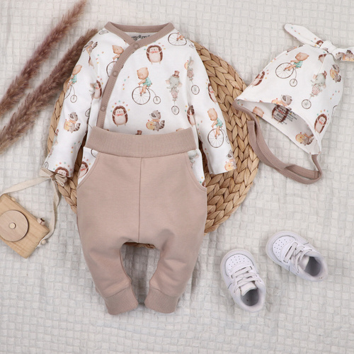 Бебешка шапка Circus Nini – 100% органичен памук