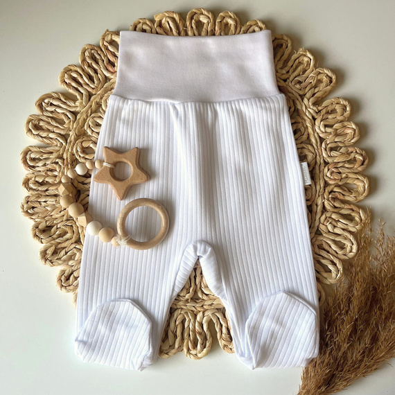 PD090 Бебешки спален костюм на райе Mamatti - бял