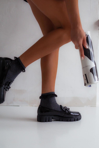 0897 Милена Дамски чорапи с дантела - тъмен меланж